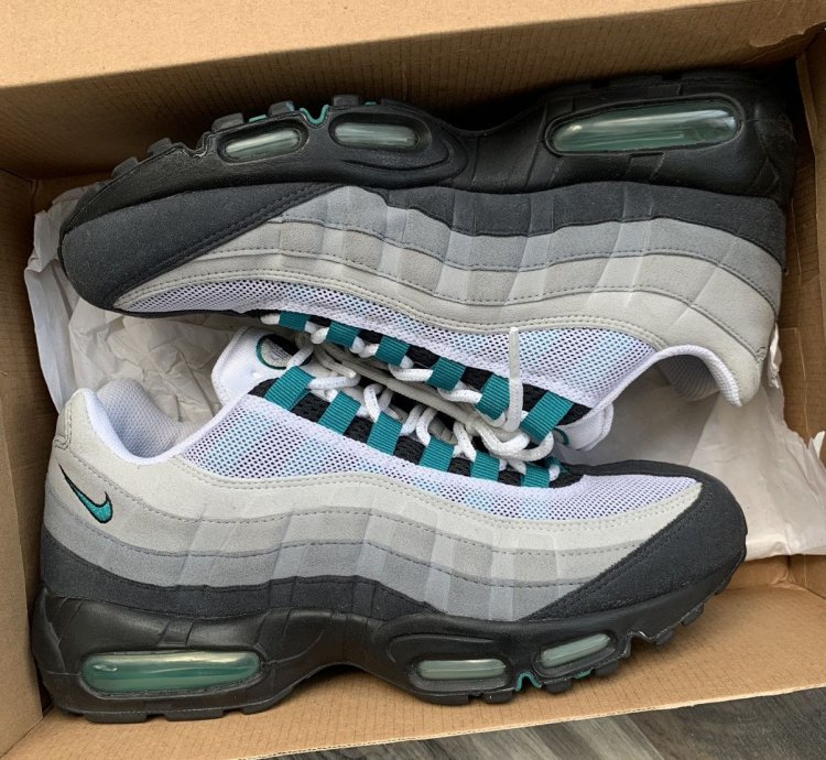 2009 Nike Air Max 95 Fresh Water Size 9