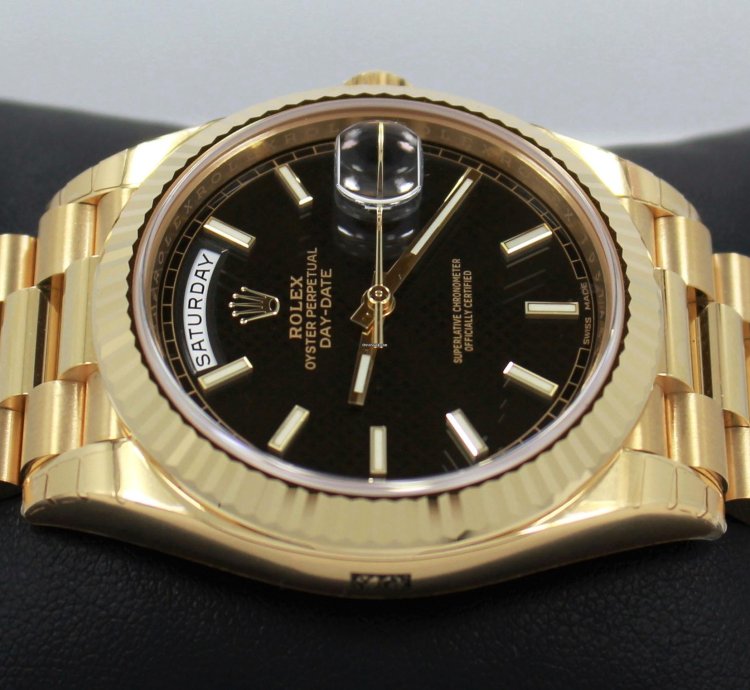 Rolex Day-date 40 President Day-date 228238 18k Gold Black Diagonal Motif Unworn