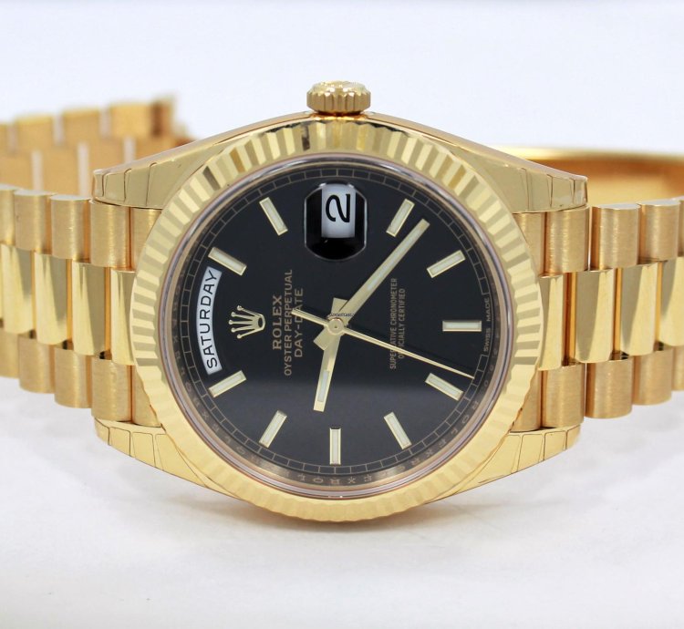 Rolex Day-date 40 President Day-date 228238 18k Gold Black Diagonal Motif Unworn