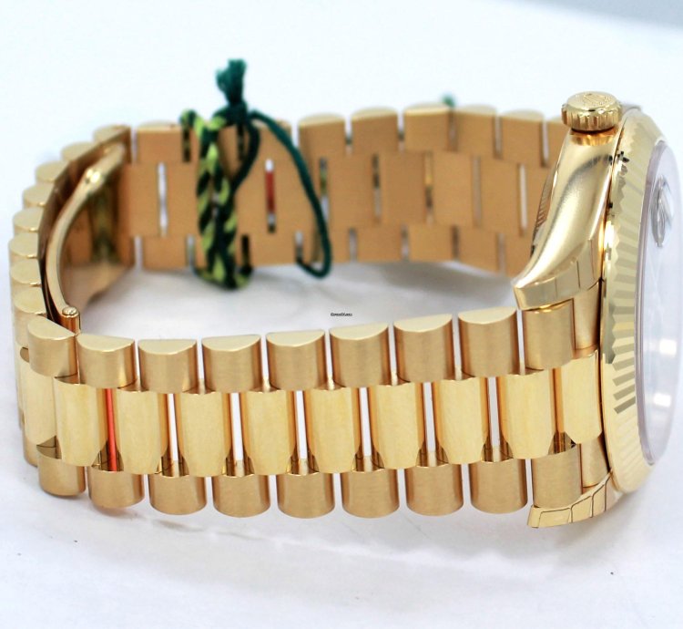 Rolex Day-date 40 President Day-date 228238 18k Gold Black Diagonal Motif Unworn
