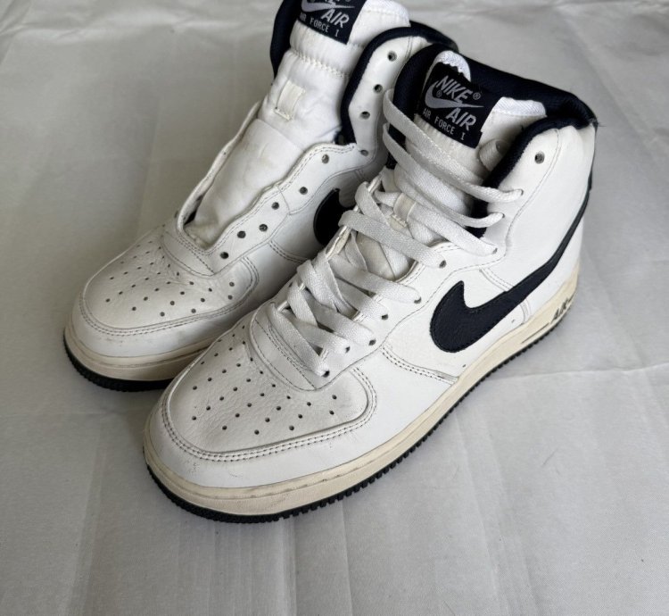 2010 Nike Air Force 1 High Premium Leather Sneakers