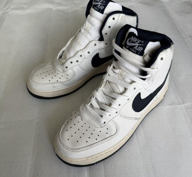 2010 Nike Air Force 1 High Premium Leather Sneakers