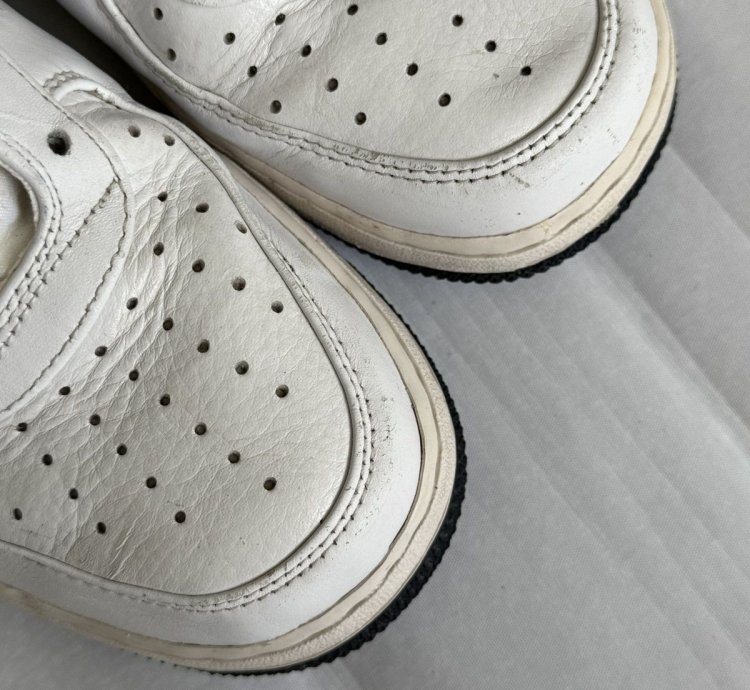 2010 Nike Air Force 1 High Premium Leather Sneakers