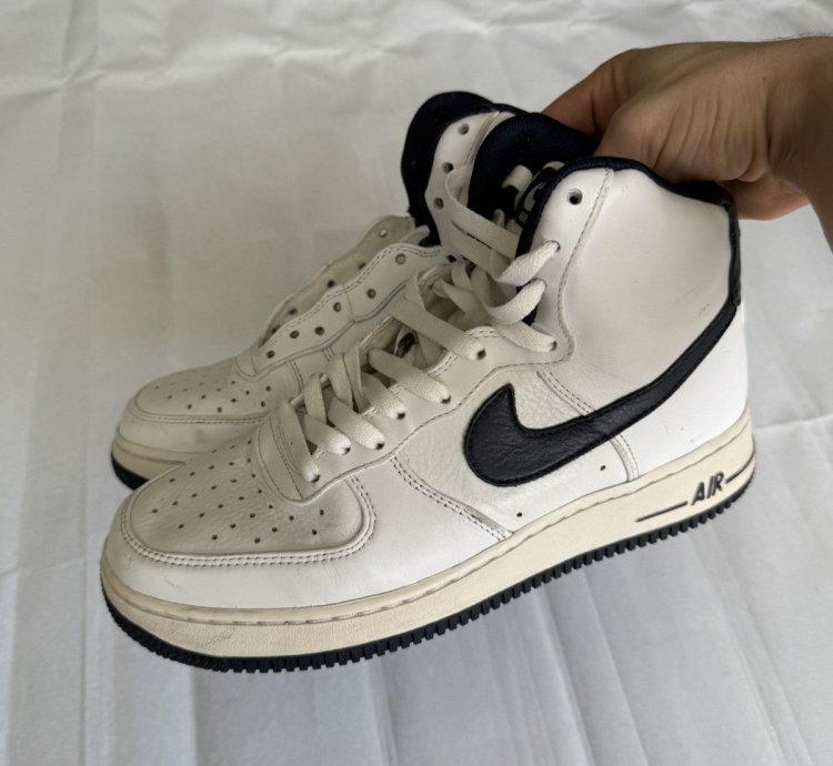 2010 Nike Air Force 1 High Premium Leather Sneakers