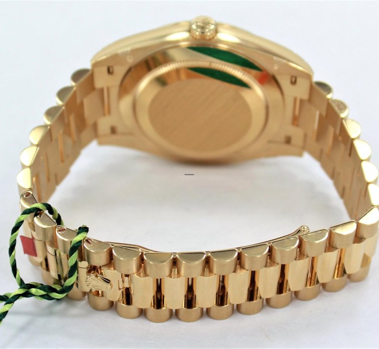 Rolex Day-date 40 President Day-date 228238 18k Yellow Gold Silver Roman Dial