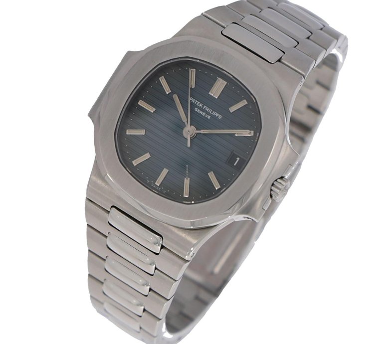 Patek Philippe Nautilus Ref 3800 001 Steel Black Dial Extract From The Archives 1984