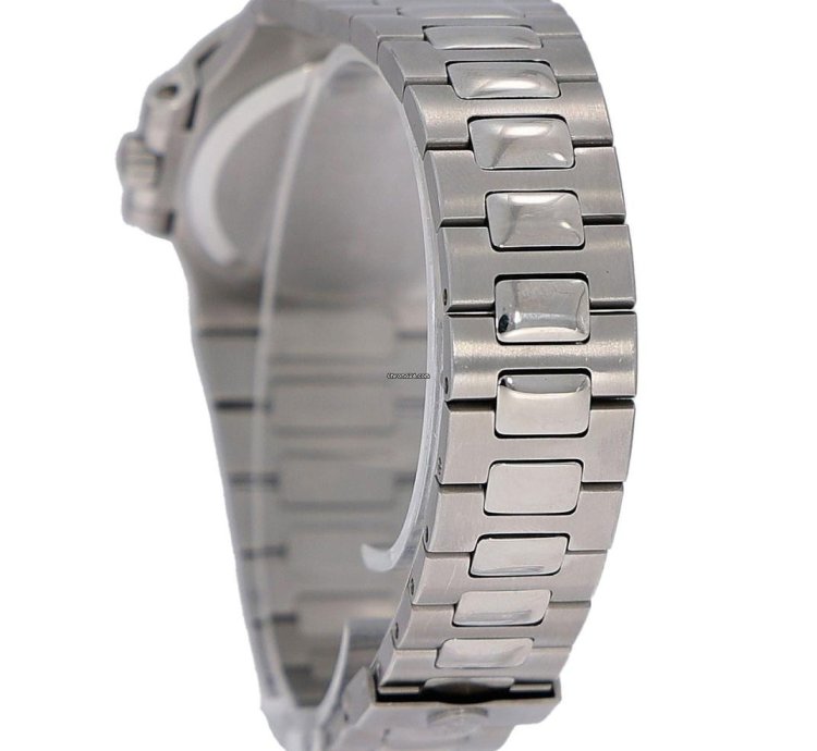Patek Philippe Nautilus Ref 3800 001 Steel Black Dial Extract From The Archives 1984