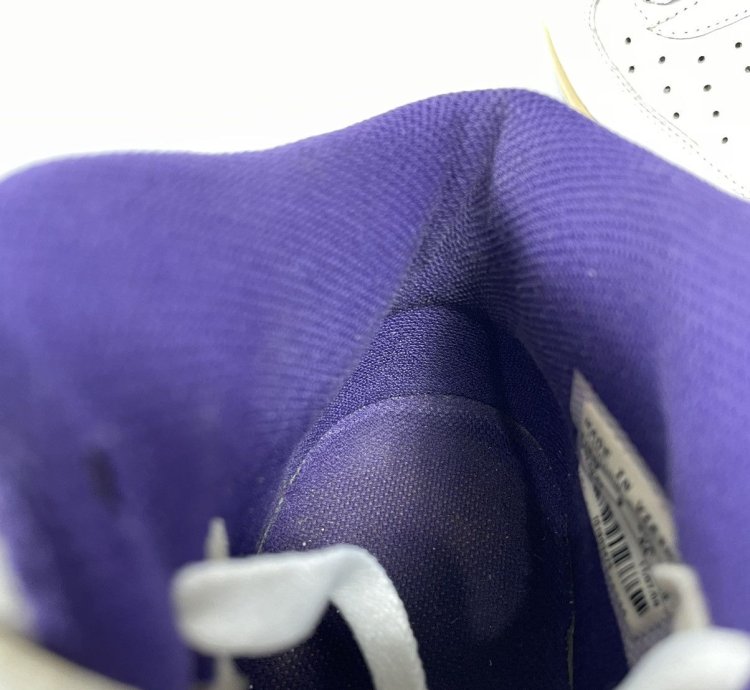 2010 Nike Air Force 1 Mid White Purple