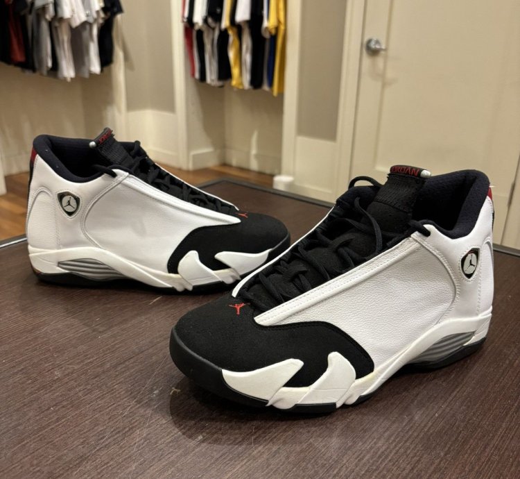 Jordan 14 Black Toe