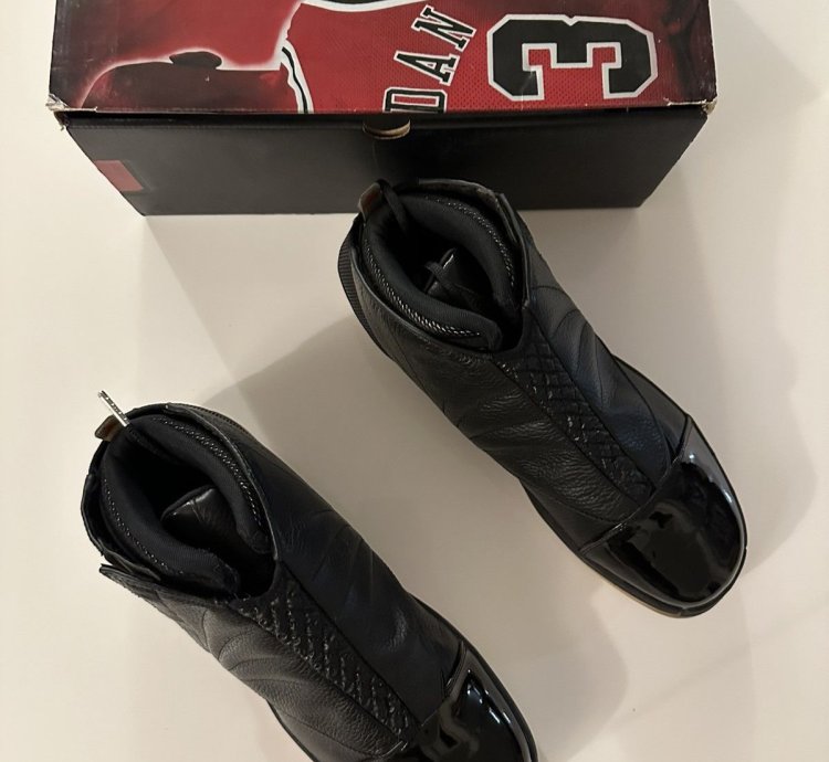 Jordan 16 Countdown Pack