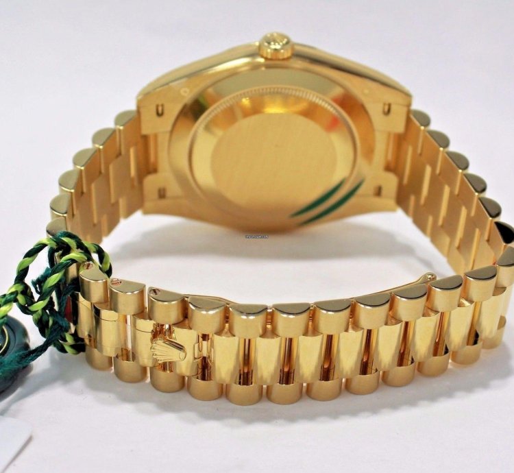 Rolex Day-date 40 President Day-date 40mm 228238 18k Yellow Gold White Roman