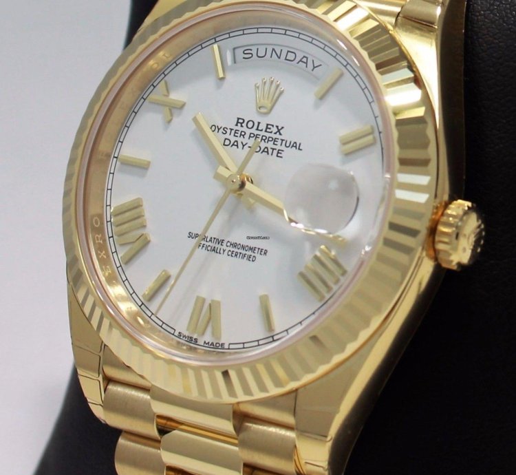 Rolex Day-date 40 President Day-date 40mm 228238 18k Yellow Gold White Roman