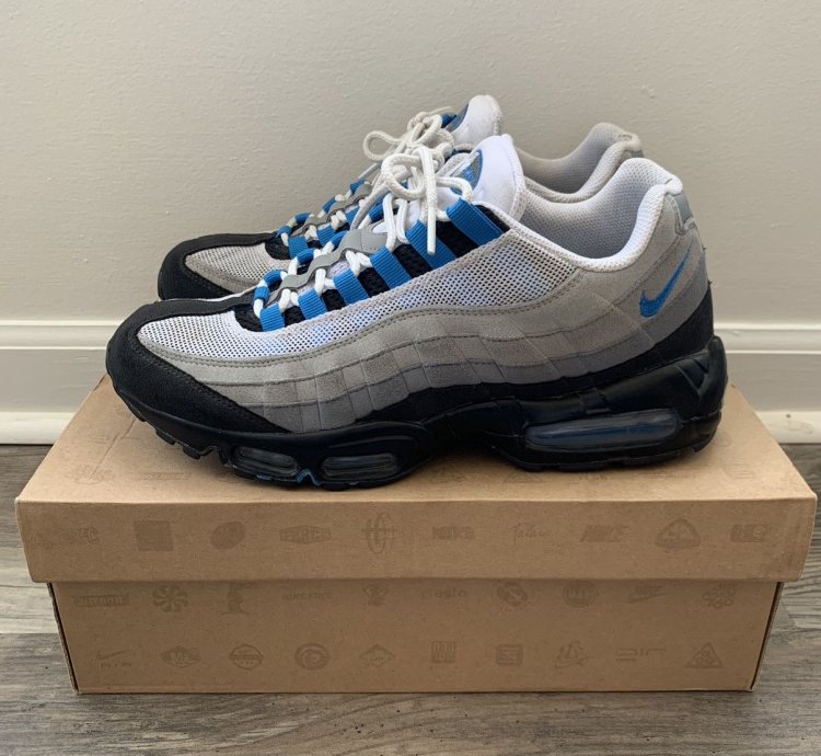 2010 Nike Air Max 95 Photo Blue Size 9 5