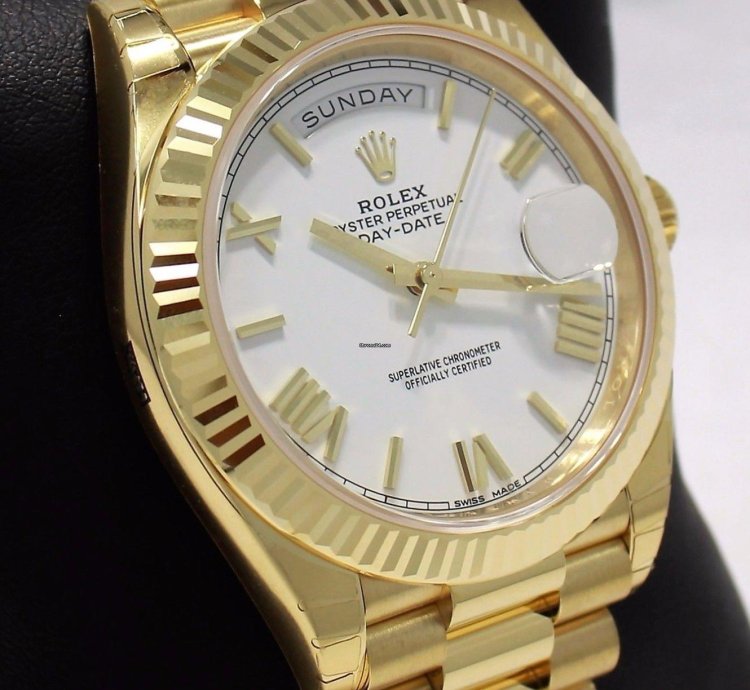 Rolex Day-date 40 President Day-date 40mm 228238 18k Yellow Gold White Roman