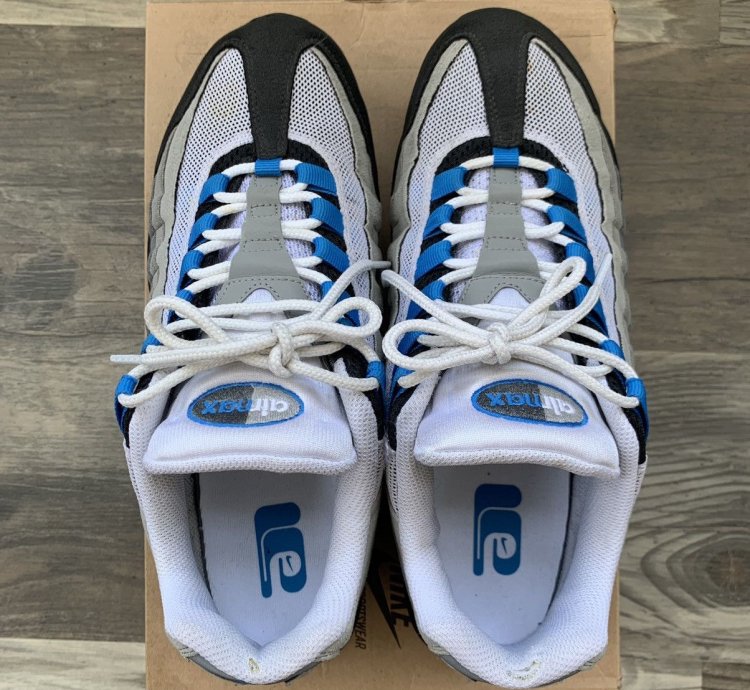 2010 Nike Air Max 95 Photo Blue Size 9 5