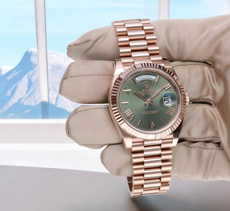 Rolex Day-date 40 President Rose Gold Olive Roman Green 18 Krt Unworn 2025