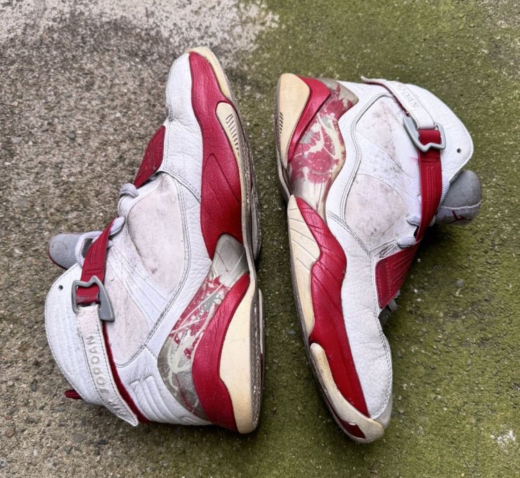 2011 Nike Air Jordan 8 White Red Sneakers