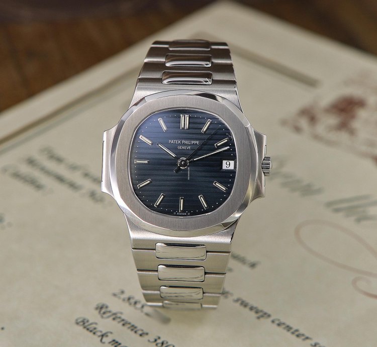 Patek Philippe Nautilus Ref 3800 Stainless Steel From Year 1991