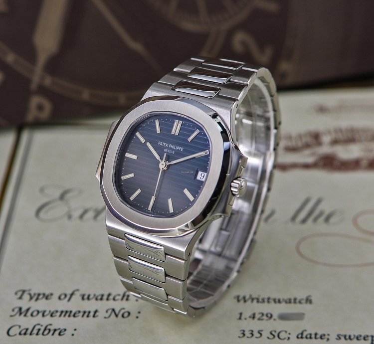 Patek Philippe Nautilus Ref 3800 Stainless Steel From Year 1991