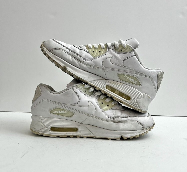 2011 Nike Air Max 90 Leather Vtg Rare 302519 113 Sz 9 5