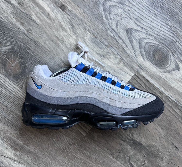2011 Nike Air Max 95 Blue Spark