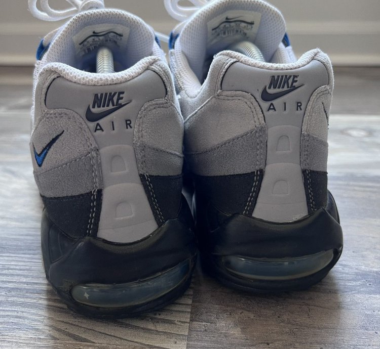 2011 Nike Air Max 95 Blue Spark