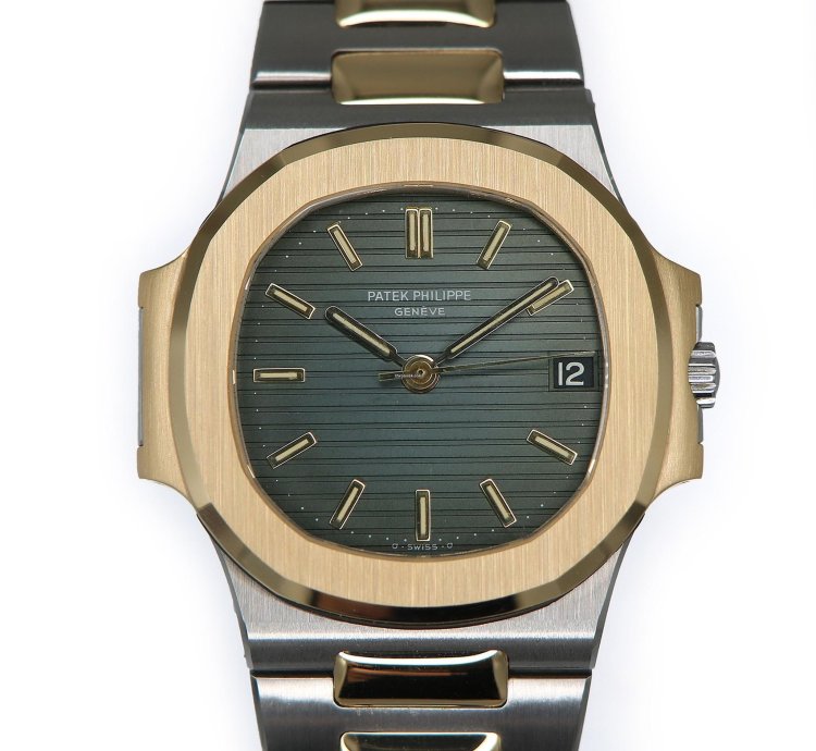 Patek Philippe Nautilus Ref 3800 Steel And Gold Amazing Green Patina Dial From Year 1982