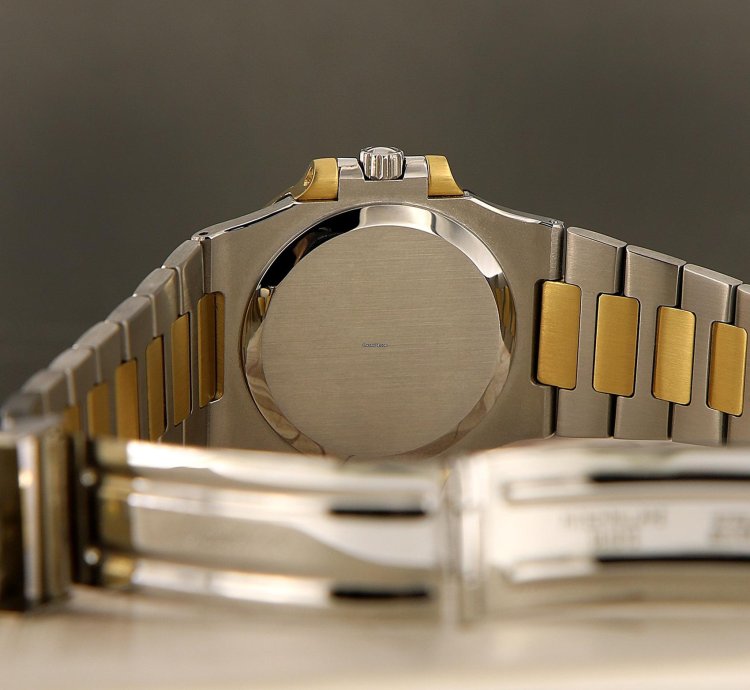 Patek Philippe Nautilus Ref 3800 Steel And Gold Amazing Green Patina Dial From Year 1982