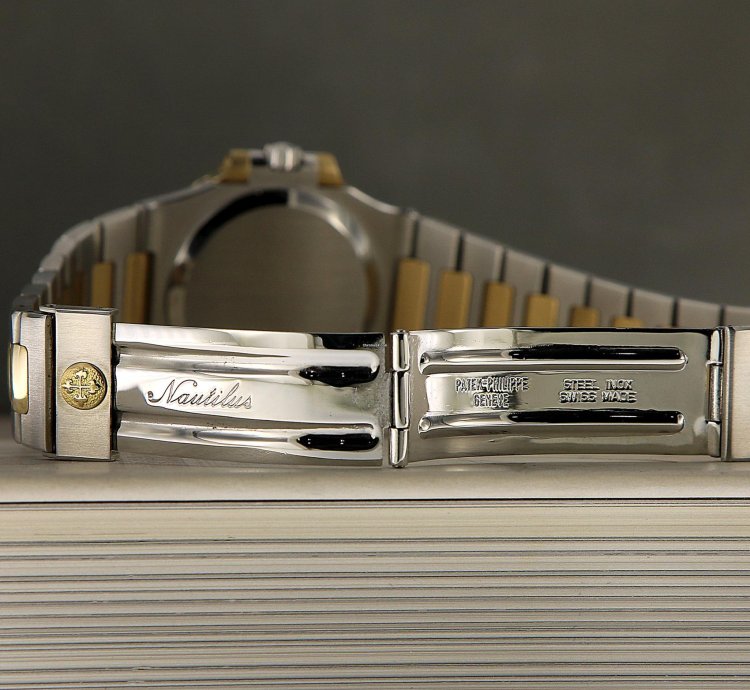Patek Philippe Nautilus Ref 3800 Steel And Gold Amazing Green Patina Dial From Year 1982