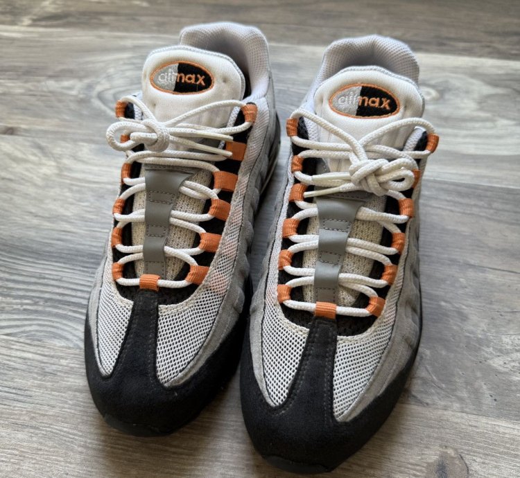 2011 Nike Air Max 95 Bright Mandarin