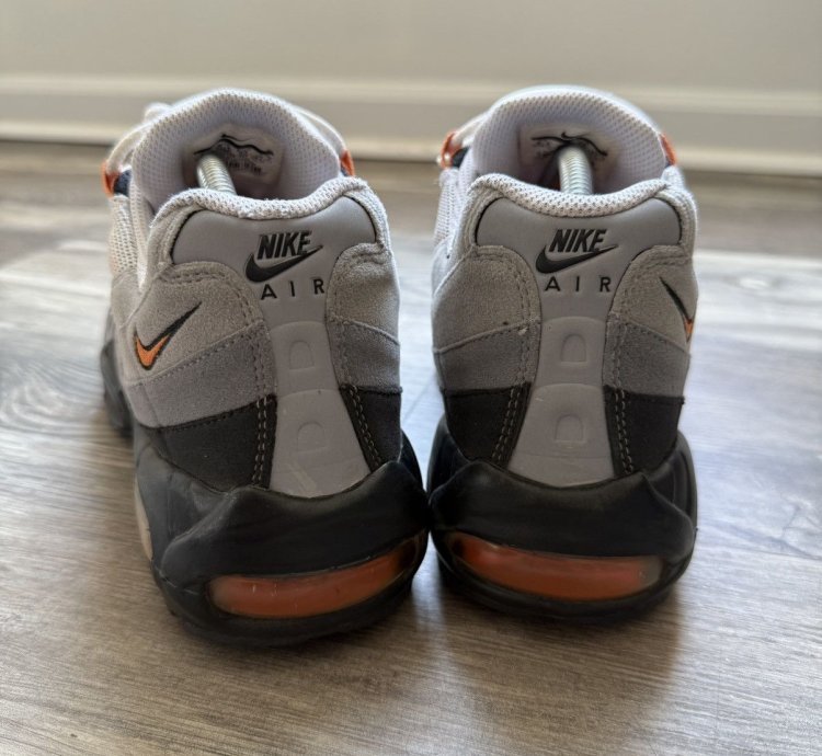 2011 Nike Air Max 95 Bright Mandarin