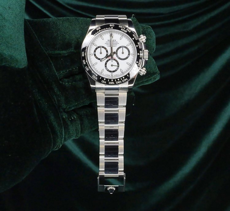 Rolex Daytona New Unworn 2025 Rolex Daytona White Dial Stainless Steel Full Set 126500ln