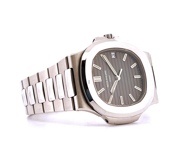 Patek Philippe Nautilus Ref 5711 1a-001 Unpolished Pretty Condition Full Set Germany 2008
