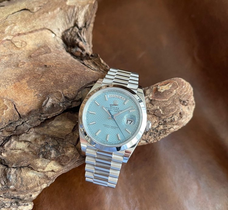 Rolex Day-date 40 Pt 950 - Ice Blue Waffle Dial - Fs 2022 - Ref 228206 - Ungetragen