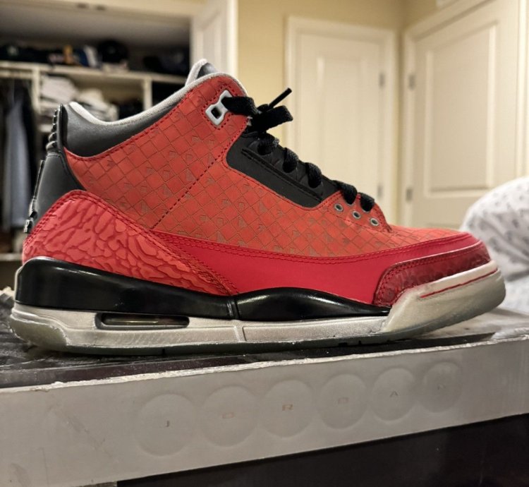 Jordan 3 Doernbecher Vnds