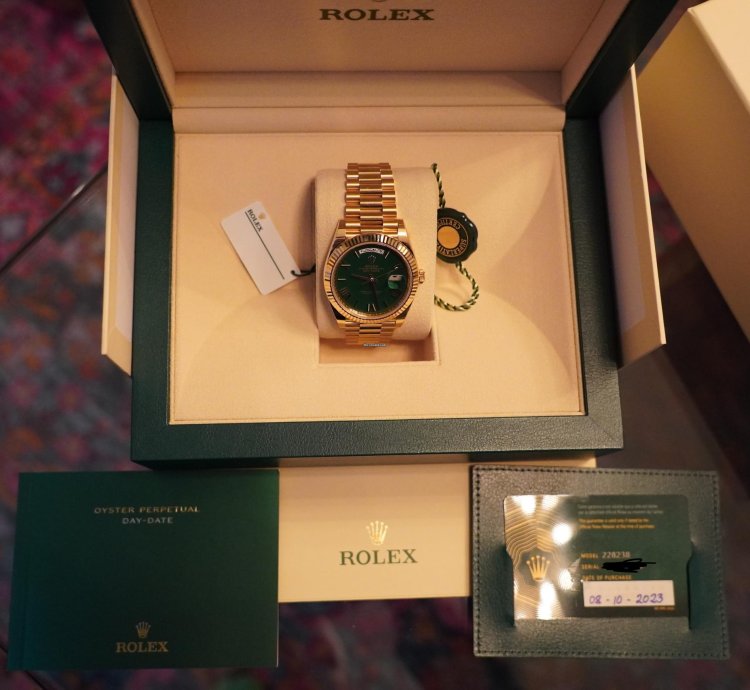 Rolex Day-date 40 Rare Arabic Lettered Yellow Gold Green Dial Day-date 40