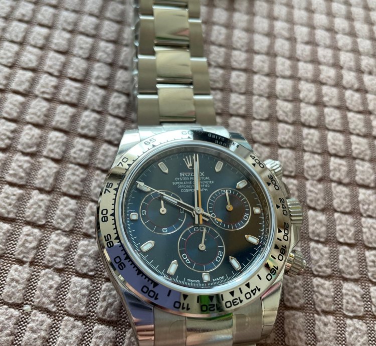 Rolex Daytona New Unworn Full Set