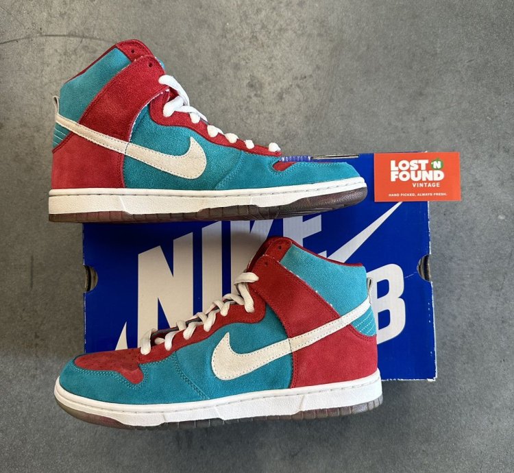 2009 Nike Sb Dunk High Bloody Gums