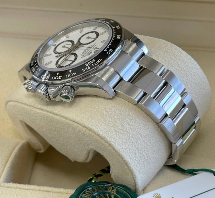 Rolex Daytona New Unworn Stickers Rolex Daytona Cosmograph 126500 Papers White Panda Watch Box