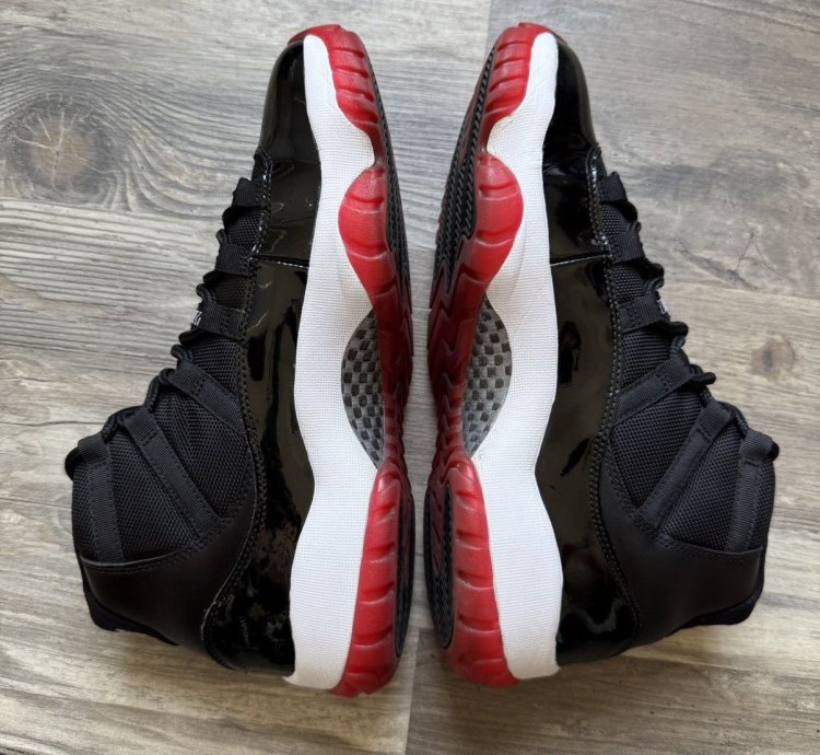 2012 Nike Air Jordan 11 Retro Bred