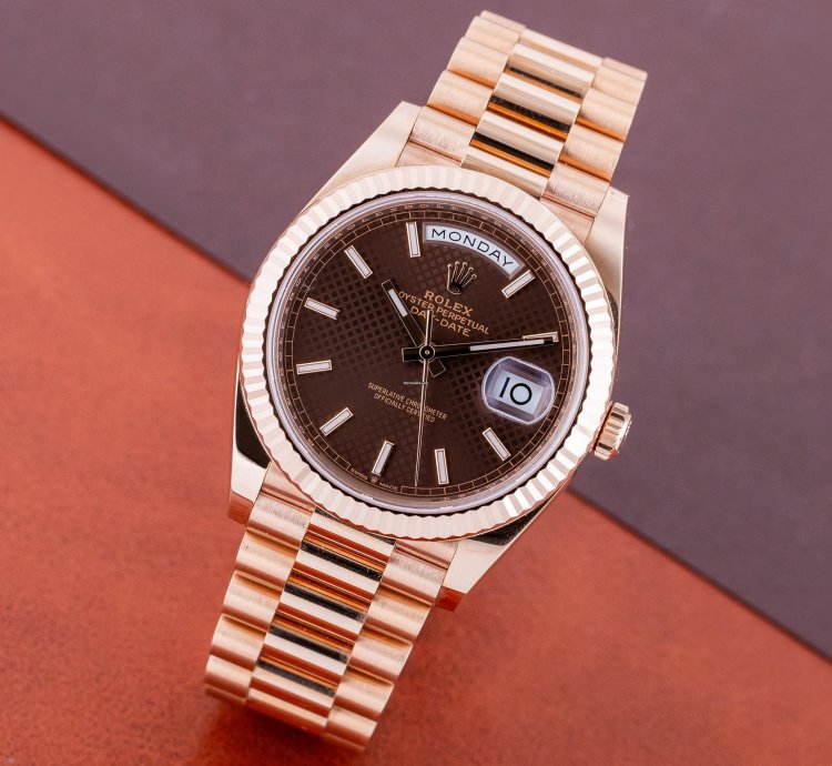 Rolex Day-date 40 Ref 228235 Chocolate Brown Motif Dial 18k Rose Gold 2019 Box And Papers