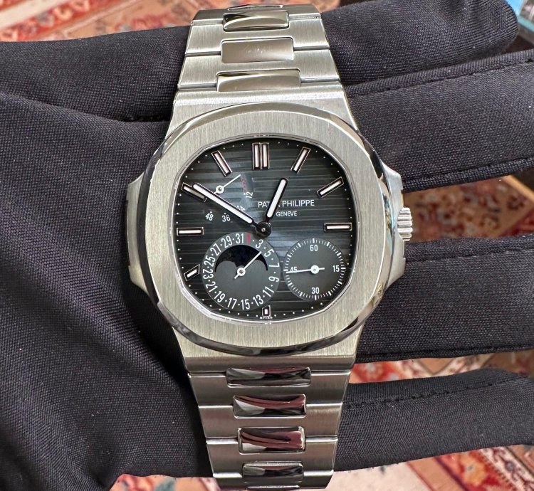 Patek Philippe Nautilus Ref 5712 1a-001