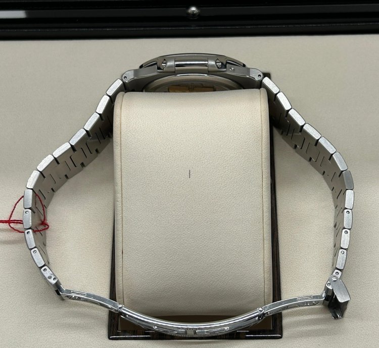 Patek Philippe Nautilus Ref 5712 1a-001 - Blue Dial - Unpolished - Year 2019