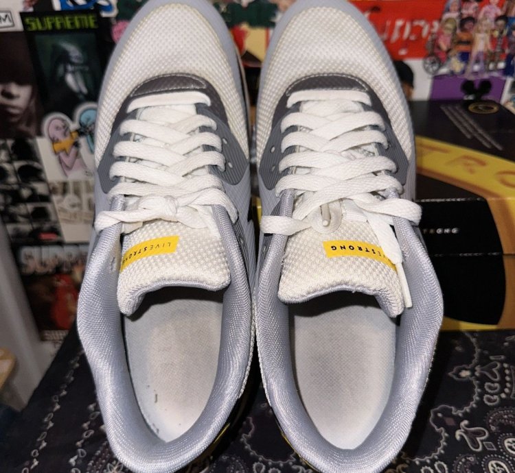 2012 Nike Air Max 90 Hyperfuse Livestrong Size 8 Rare Og 326