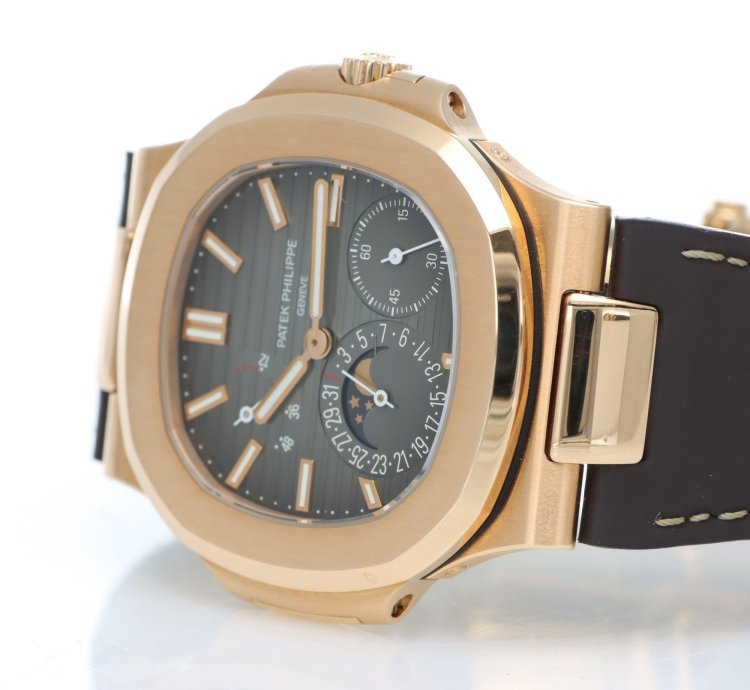 Patek Philippe Nautilus Ref 5712 1r-001 Rose Gold Brown Dial Full Set Year 2014 Excellent Conditions