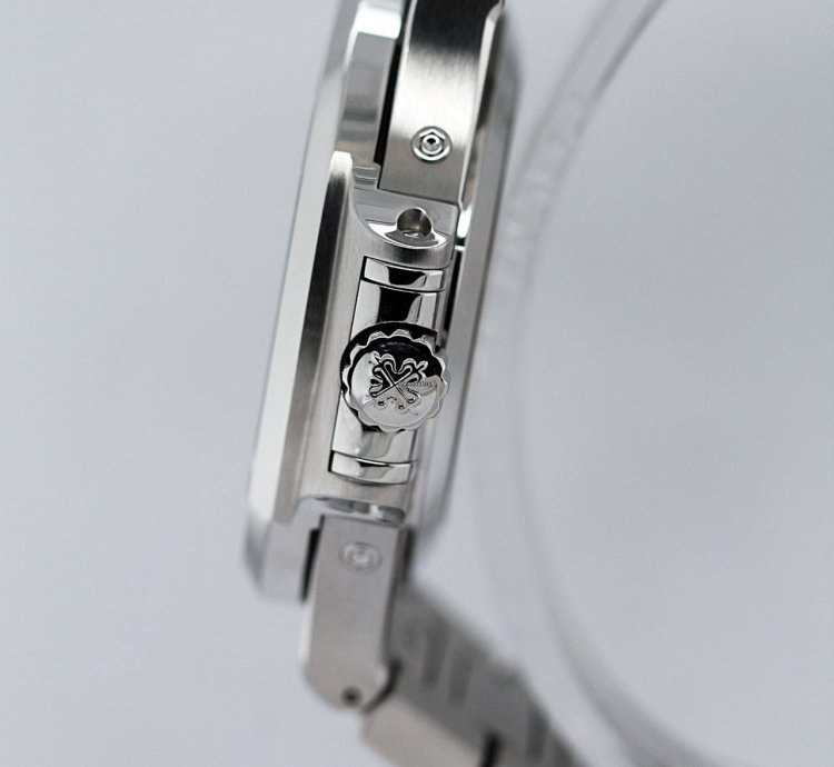 Patek Philippe Nautilus Ref 5726 1a-014 Bought In Germany 2020