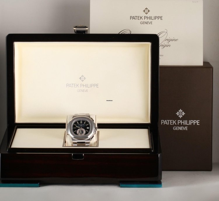 Patek Philippe Nautilus Ref 5980 1a Blue Dial