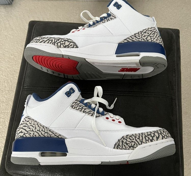 Jordan 3 True Blue
