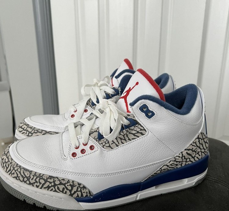 Jordan 3 True Blue