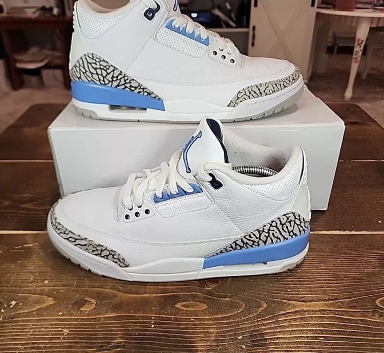 Jordan 3 Unc